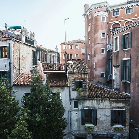 Hotel Locanda Ca' Foscari Veneza Exterior foto